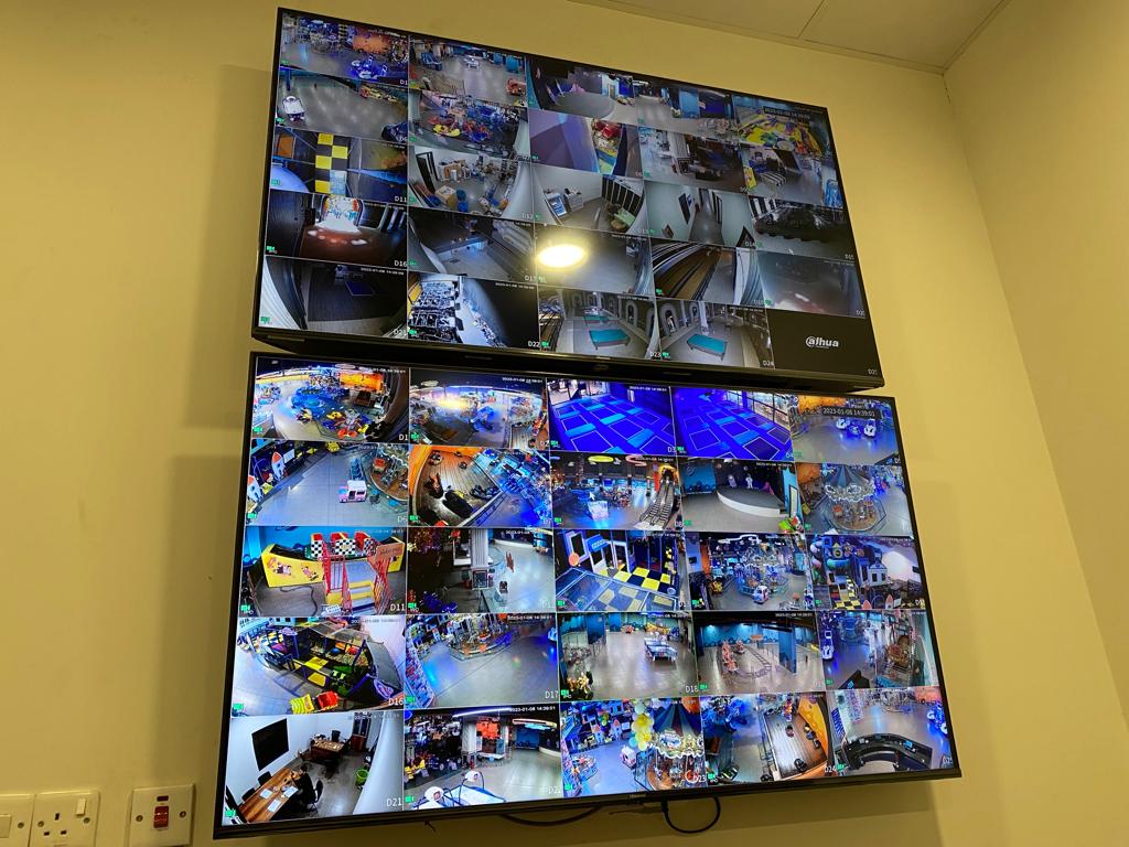 Nozha CCTV video wall monitoring 40+ cameras